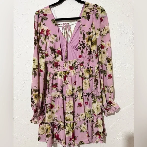 NWT Lush Long Sleeves Open Back Floral Pink Tiered Dress SZ Large - Picture 9 of 10